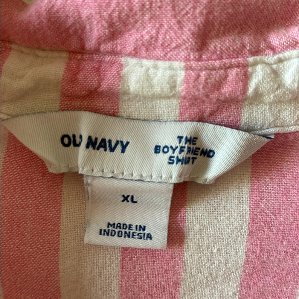 Old Navy button down - Picture 3 of 3